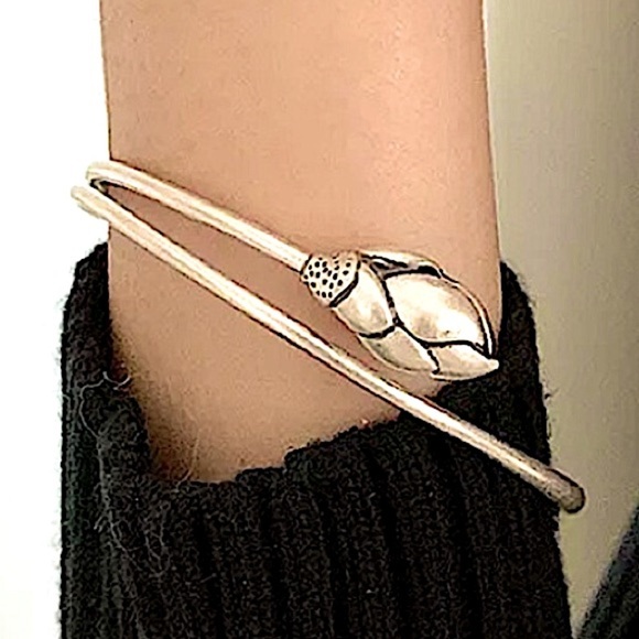 Sterling Silver Rose Flower Bangle Bracelet - Picture 1 of 9